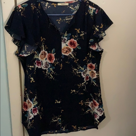Floral blouse - Picture 5 of 5